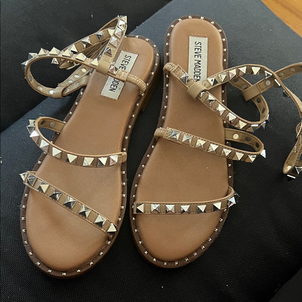 Steve Madden Tan Sandals with Silver Studs